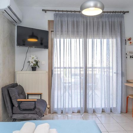 Kosmos Service Apartment Beautiful Studio 3 With Additional Cost Parking Salonicco Esterno foto