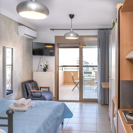 Kosmos Service Apartment Beautiful Studio 3 With Additional Cost Parking Salonicco Esterno foto