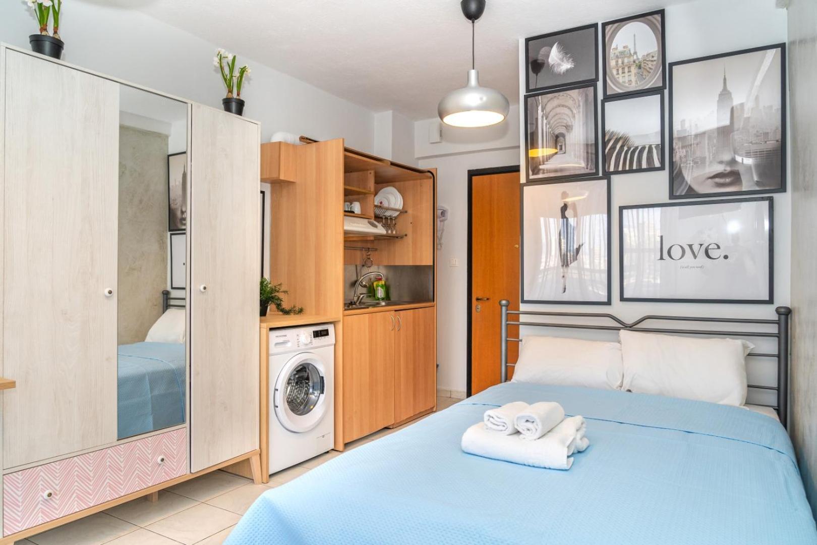 Kosmos Service Apartment Beautiful Studio 3 With Additional Cost Parking Salonicco Esterno foto