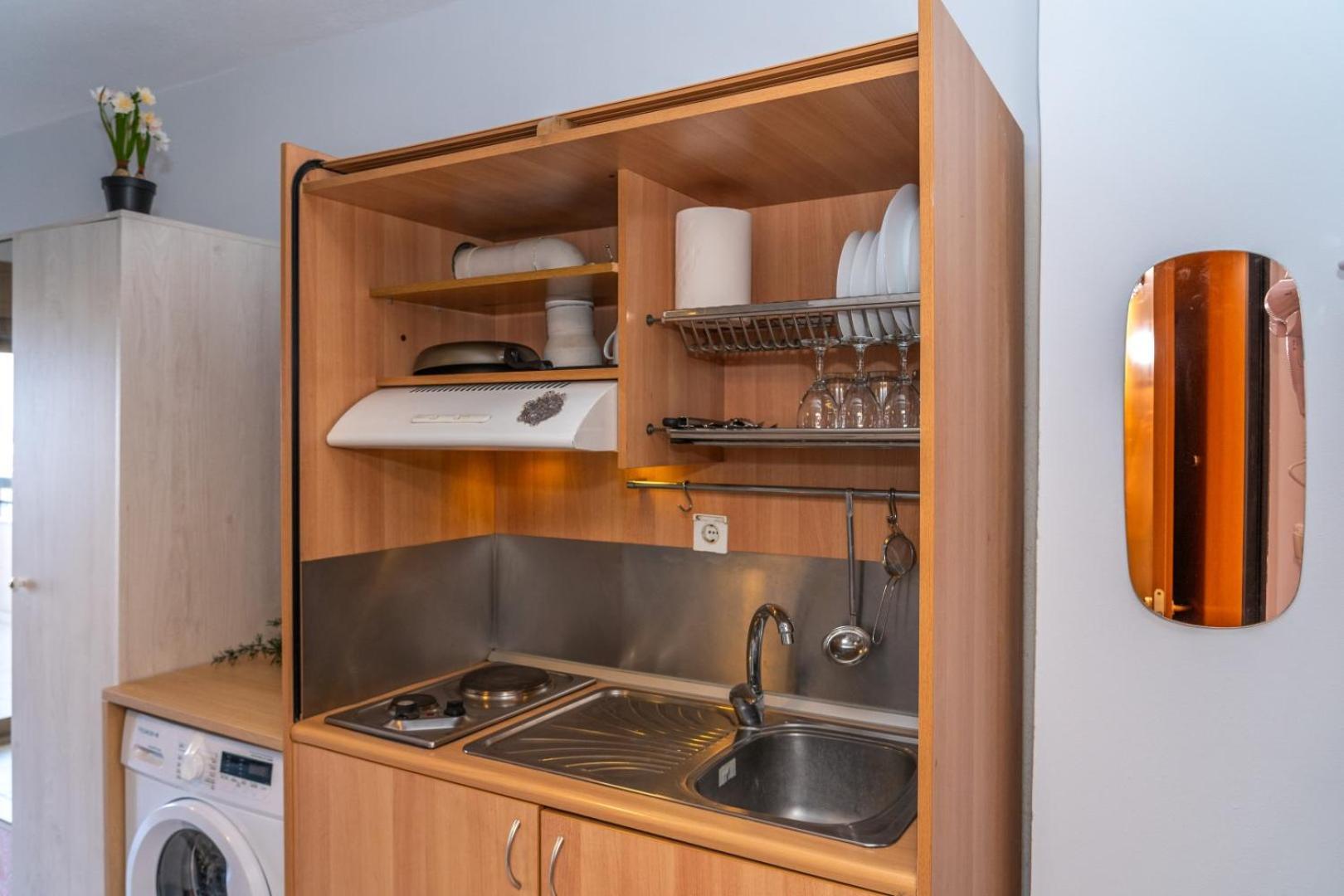 Kosmos Service Apartment Beautiful Studio 3 With Additional Cost Parking Salonicco Esterno foto