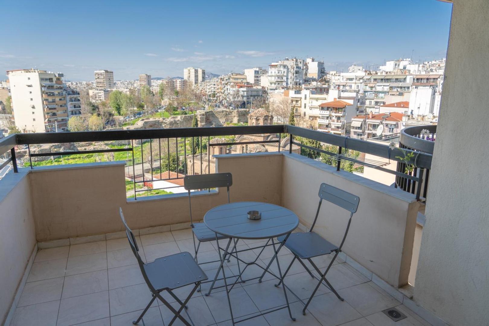 Kosmos Service Apartment Beautiful Studio 3 With Additional Cost Parking Salonicco Esterno foto