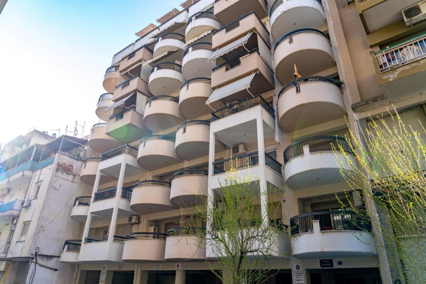 Kosmos Service Apartment Beautiful Studio 3 With Additional Cost Parking Salonicco Esterno foto